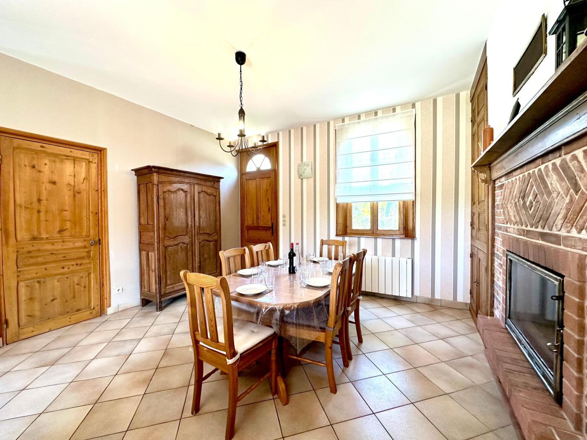 Le Gite D'En Bas Quesnoy-le-Montant Exterior foto