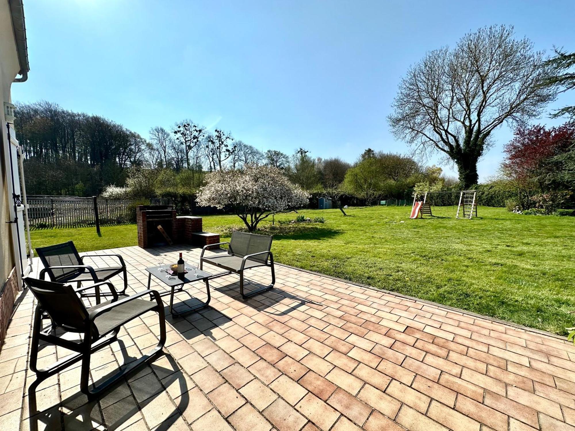 Le Gite D'En Bas Quesnoy-le-Montant Exterior foto
